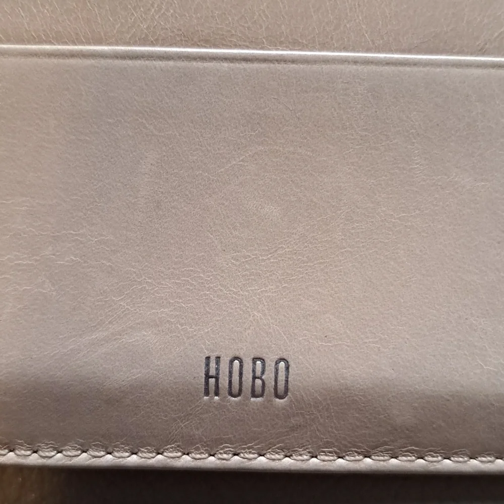 Hobo Beige Card Holder